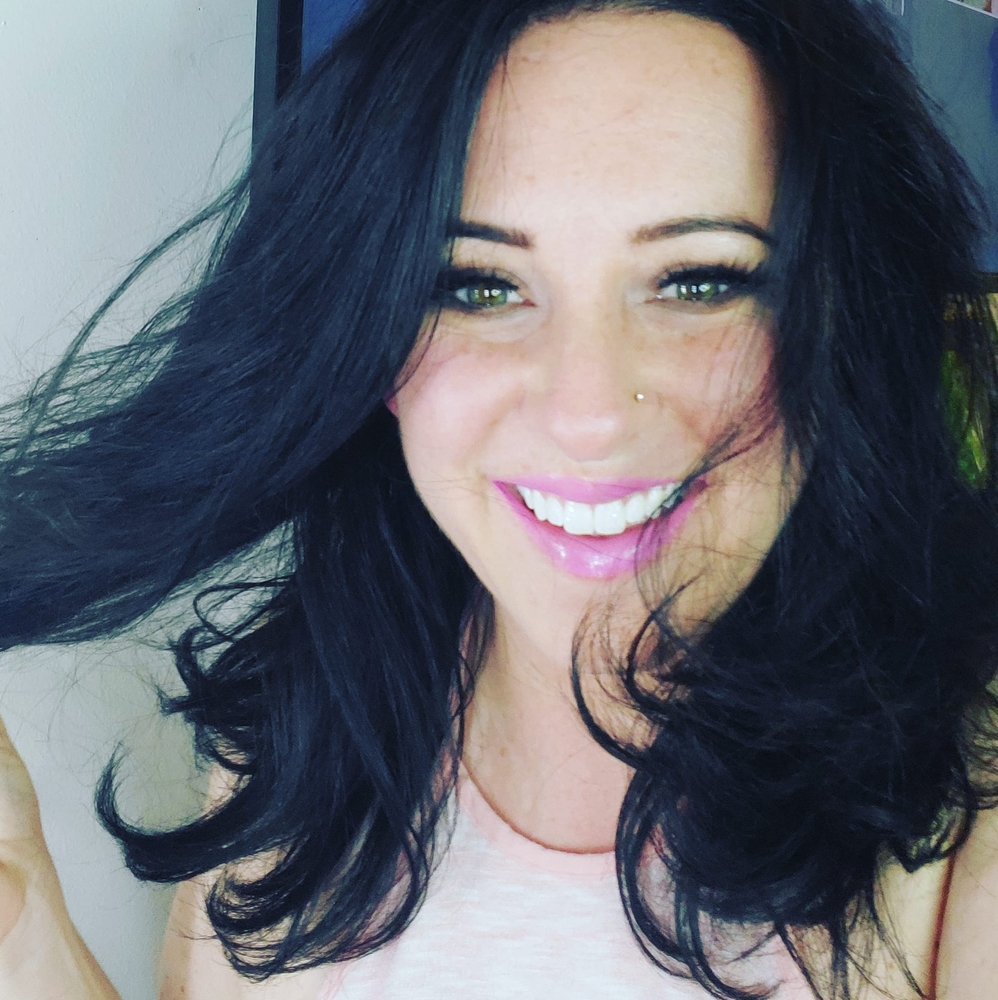 Meet your Posher, Monique